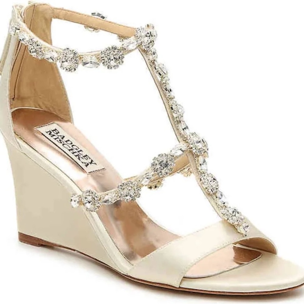 Badgley Mischka Tabby Wedge Sandal